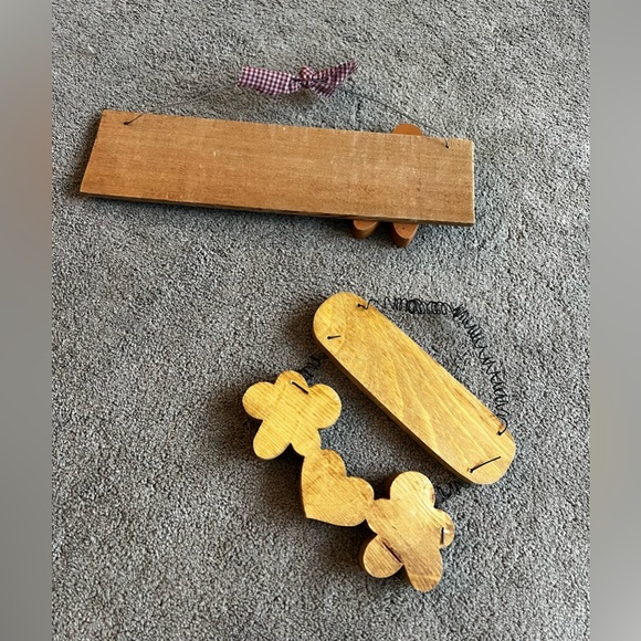 Holiday/Christmas Wooden Gingerbread Wall Decor - Picture 4 of 6